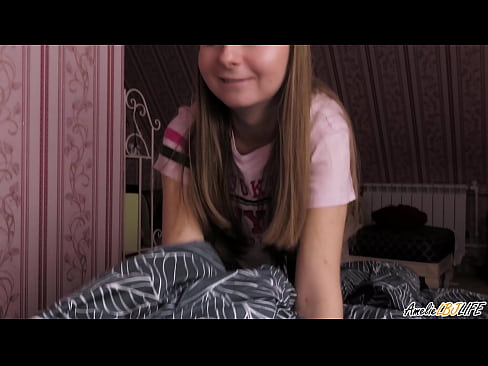 ❤️ Blondie onun BFF-ni dərindən sorur və ağzına boşaldır ❌ Seks videosu bizdə ❌